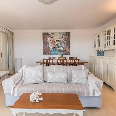 Dom wakacyjny La Casa Di Farina With Sea View Porto Cervo